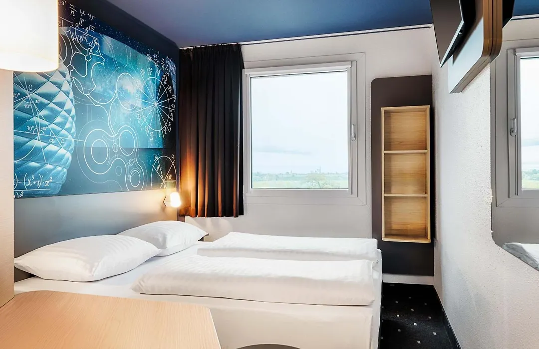 B&B Hotel München-Garching-1
